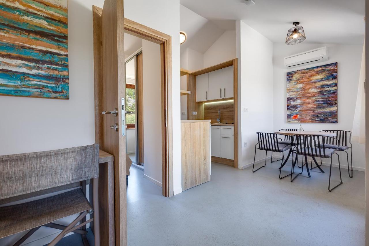 Lovisca Apartment Jezera